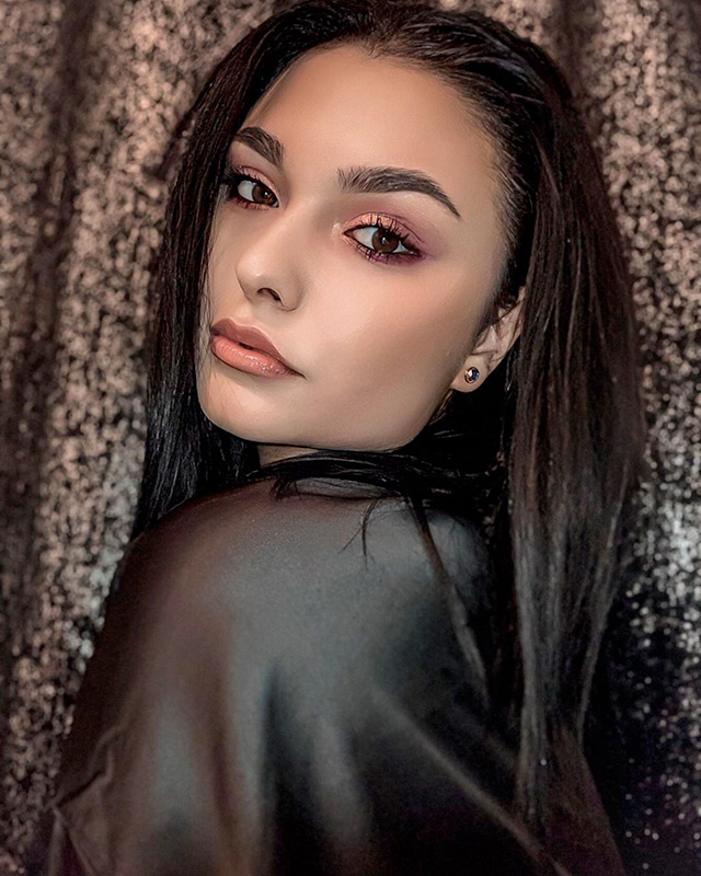 Single romanian girl looking for marriage.