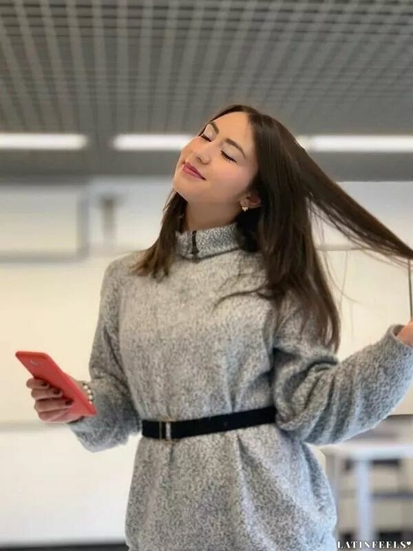 Camila, 21